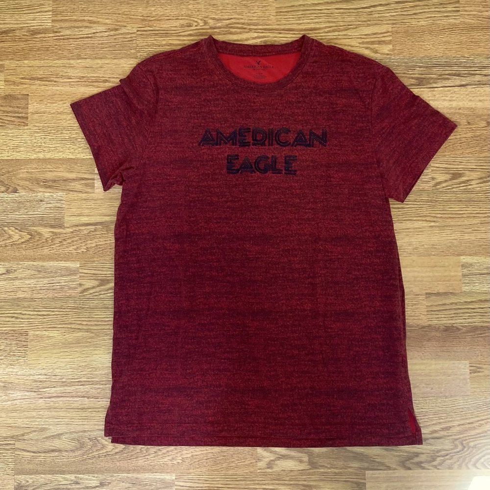 Red American Eagle Graphic T-Shirt Sz. Large